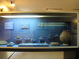 Экспозиция музея Куикуилько: инструменты (ступы, режущие инструменты, сосуды)