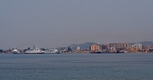 Порт Влёры