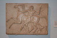 Рельеф из Виллы Адриана в Тиволи. Ок. 125 г. н. э. Мрамор. Британский музей
