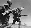 «Солдаты Красной Армии идут в атаку», 1941 год.