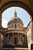 Пример ренессансной архитектуры: Темпьетто, в Сан-Пьетро-ин-Монторио (Рим, Италия)