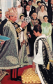 Шах коронует императрицу на церемонии коронации в 1967 г.