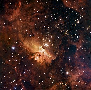 Pismis 24-1 является самым ярким точечным источником в центре данного изображения области NGC 6357.