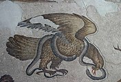 Орёл и змея, мозаика VI века на полу, Константинополь, Большой дворец