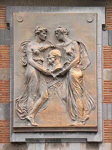 Мемориальная плита архитектору Анри Бейаерт, 1823-1894 Брюссель