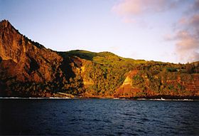 Залив Баунти в ноябре 2000 года