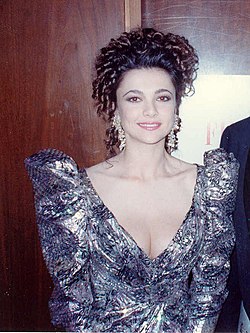Эмма Сэммс в 1990 году на премии «Оскар»