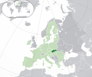 Расположение Словакии (тёмно-зелёный): — в Европе (светло-зелёный и тёмно-серый) — в Европейском союзе (светло-зелёный)