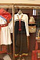 Праздничный женский костюм села Бобрава (Курская область): рубаха, косоклинный сарафан, головной убор-обряда середина XIX века.
