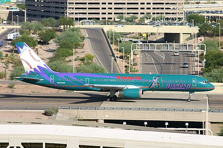 Boeing 757-2S7 в ливрее на тему «Аризона Даймондбэкс»