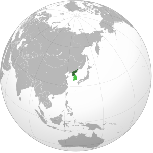  Светло-зелёным обозначена территория Республики Корея, на которую претендует КНДР