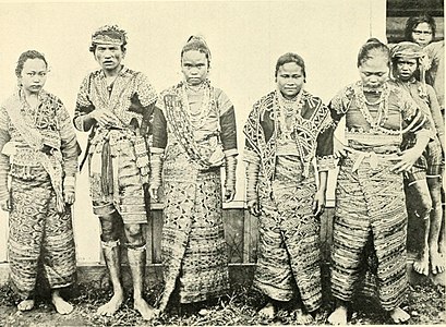 Традиционный костюм манобо