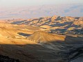 Пустынные холмы южной Иудеи неподалёку от Арада