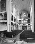 Мезонин (матроней) интерьера церкви Святого Кириака. 1882 г. Архитектор А. С. Блейс. Хорн, Нидерланды