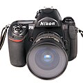 Малоформатный зеркальный фотоаппарат «Nikon F6»