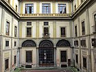 Двор коллегиума иезуитов (Палаццо дельи Сколопи) во Флоренции. 1572—1574