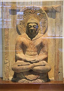 Терракотовая статуя Будды, Мирпур-Хас (V в.)