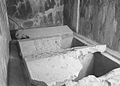 Саркофаги в гробнице Дария I