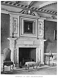 Рейнхем-холл. Камин в гостиной. Ок. 1731 г. Фотография 1909 г.