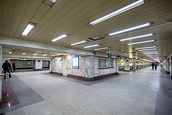 Верхний ярус станционного зала. 8 января 2015 года