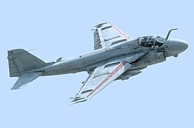 A-6E эскадрильи VA-34 Blue Blasters ВМС США в полёте