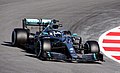 Гоночный автомобиль с открытыми колёсами, формула (F1). Валттери Боттас за рулём автомобиля команды Mercedes, 2019 год