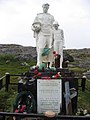 Памятник защитникам полуострова на Мустатунтури