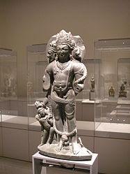 Вайкунтха из коллекции Музея азиатского искусства (Берлин). Кашмир, IX век.