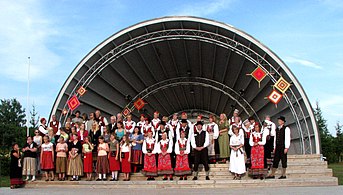 Фольклорный фестиваль в деревне Йёэри