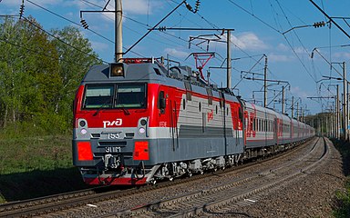 ЭП1М-753 в красно-серой окраске РЖД