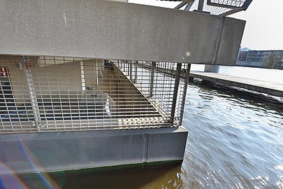 Заандам парковки в подвале ниже уровня воды