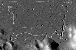 Маршрут «Лунохода-2» наложен на мозаику из шести снимков LRO