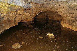 Озеро в пещере Баланканче