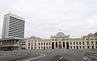 Здание вокзала в Баку.