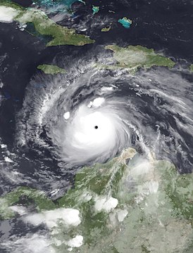 Ураган Феликс максимальной интенсивности к северу от Колумбии, 3 сентября 2007 года