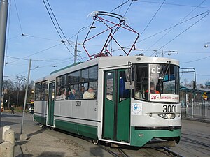 Трамвайный вагон ЛМ-2000 (71-135). Общий вид.