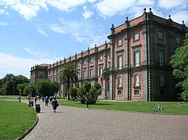 Палаццо Каподимонте, в котором располагается музей