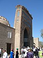 Портал перед мавзолеем Наджм ад-Дин аль-Кубра