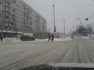 Перекрёсток улиц Декабристов-Тверская (центр улицы Декабристов закрыт из-за строительства метро