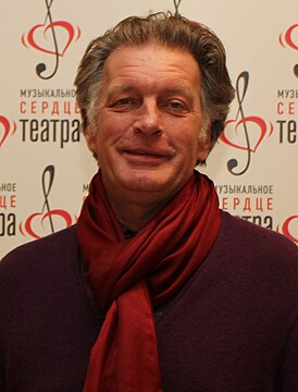 На церемонии вручения премии «Музыкальное сердце театра», 2012
