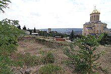 Вырытый на месте армянского кладбища котлован