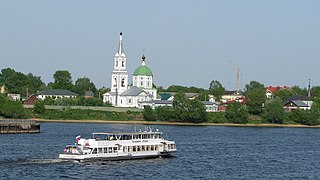 Свято-Екатерининский женский монастырь в Затверечье в месте впадения Тверцы в Волгу