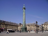Современный вид Вандомской колонны, Париж.
