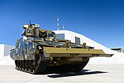 Lynx CSV был разработан для удовлетворения потребности австралийской армии Land 400 Phase 3 в приблизительно 100 машинах поддержки, способных выполнять функции поддержки маневра, логистики, ремонта и восстановления