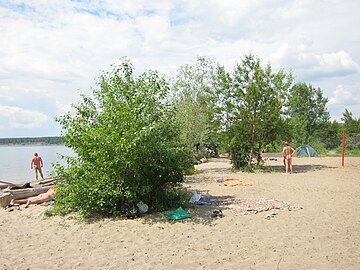 Нудистский пляж, неподалёку от Академгородка, 2011 год