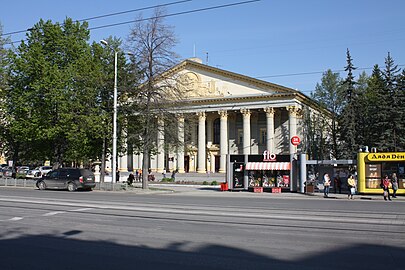 Дворец культуры имени Горького на улице Богдана Хмельницкого, 2016 год