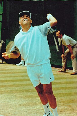 Дэвидсон в 1988 году