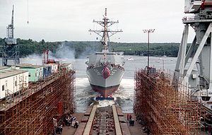 Спуск на воду эсминца «Джон Маккейн» (DDG-56).