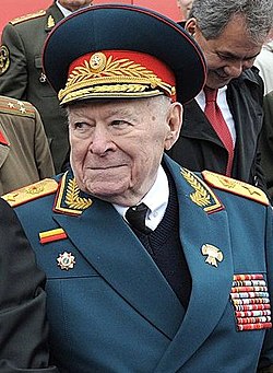Генерал армии Ф. Д. Бобков на военном параде в честь 67-й годовщины Великой Победы, 9 мая 2012 года