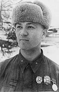 Младший лейтенант Николай Галушкин. Фото начала 1943 года.